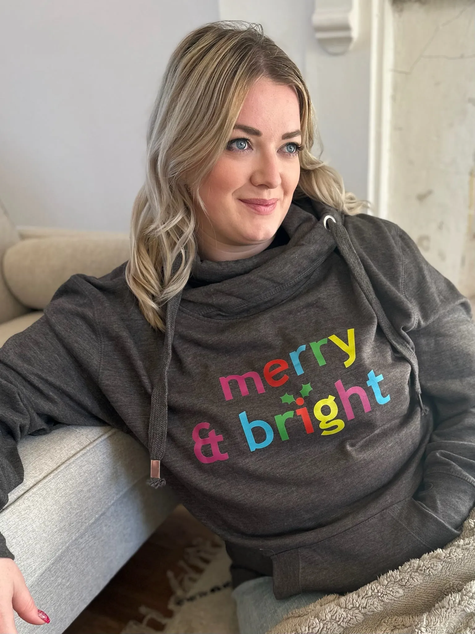 Vibrant 'Merry & Bright' Christmas Luxe Hoodie - Charcoal